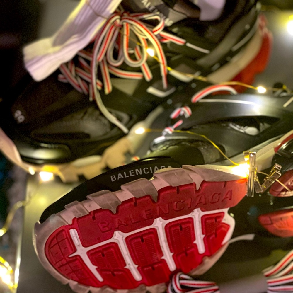 Balenciaga track red/black sz.39 great condition